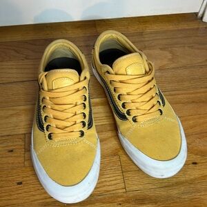Vans yellow skate workout gym shoes, 8